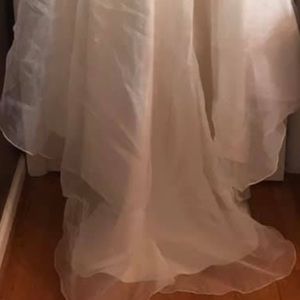 Size 6 strapless wedding dress, worn for 1 hour